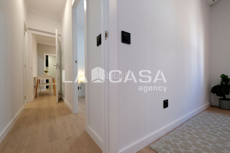 Foto b25cbaf4-bd6b-4a79-94e6-dd273c5a49b6. Pis a Vilapicina - Torre Llobeta Barcelona