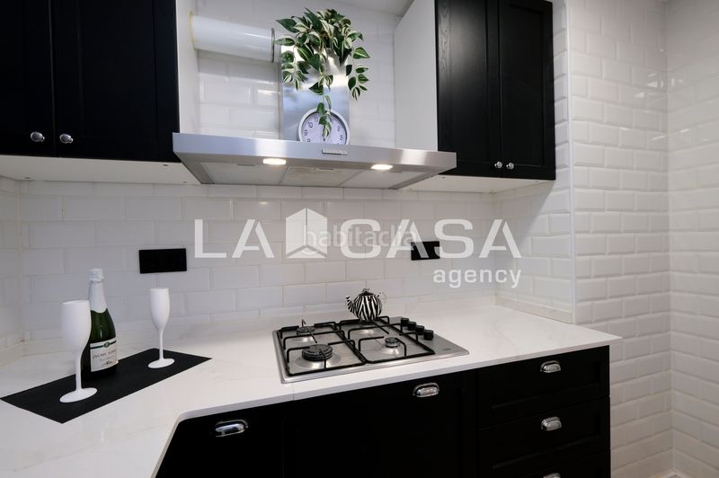 Foto be85c51b-3f9a-49dc-b0ab-004fdb069055. Pis a Vilapicina - Torre Llobeta Barcelona