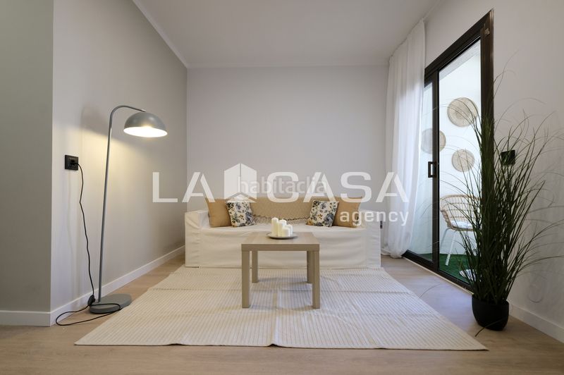 Foto c37b369f-a735-4ae1-8826-2f3299078e34. Pis a Vilapicina - Torre Llobeta Barcelona