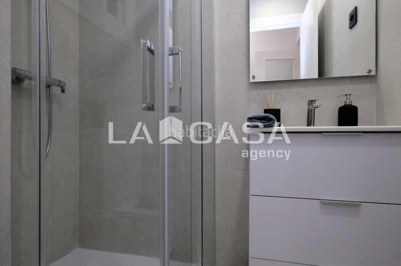 Foto ee6b9641-9f78-4788-9a0c-d5f0c2ac4dd3. Pis a Vilapicina - Torre Llobeta Barcelona