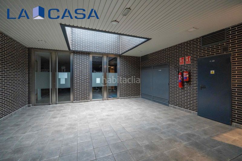 Foto 1e45fefa-1a16-4a4a-a7f7-3733471caadd. Pis amb aparcament piscina a Villaverde Alto Madrid