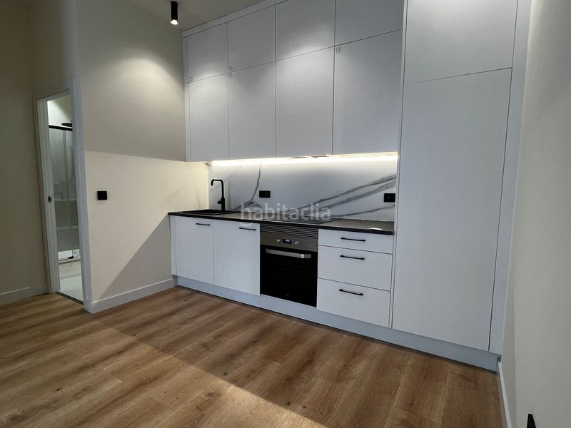 Foto 82672f32-5c7d-4d99-9670-65b20c3fce9d. Pis amb calefacció a Moscardó Madrid