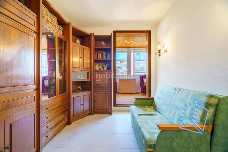 Foto 1f43a7b7-7db7-41b8-a3a5-b91fbcb054fe. Pis amb calefacció a Baix Guinardó Barcelona