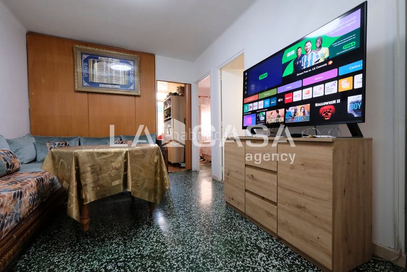 Foto bde5f3f0-501a-4dbe-90a7-0da1dce0ee98. Pis a Verdum Barcelona