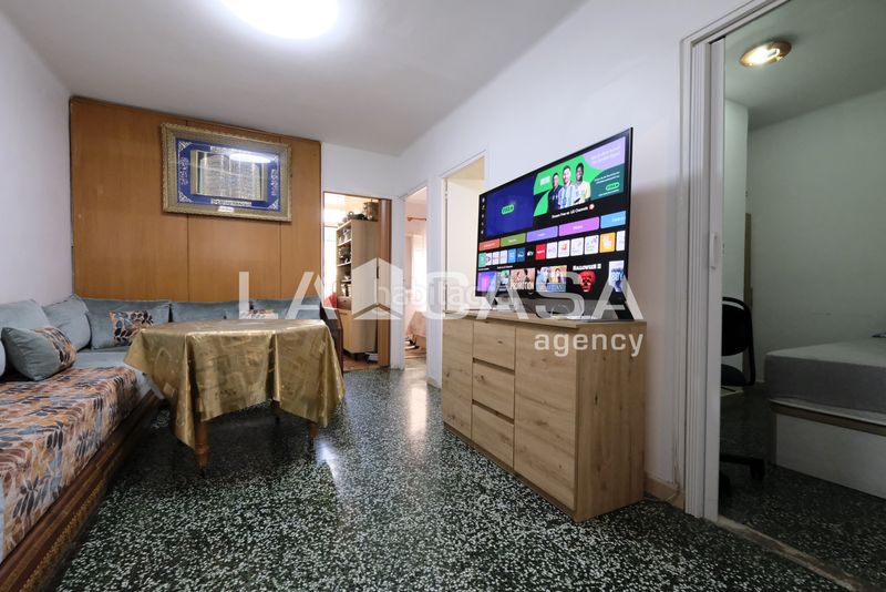 Foto ded704dd-7ae4-45d0-aa4a-b79a3c4f2171. Pis a Verdum Barcelona