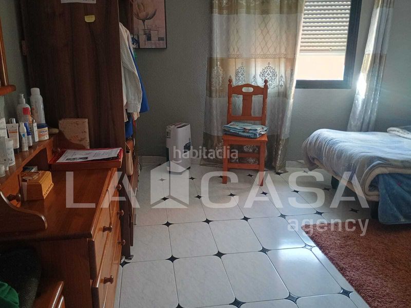 Foto 303c4423-eb2e-4fa4-a974-176835bb689a. Casa amb aparcament a Pescadores - Saladillo Algeciras
