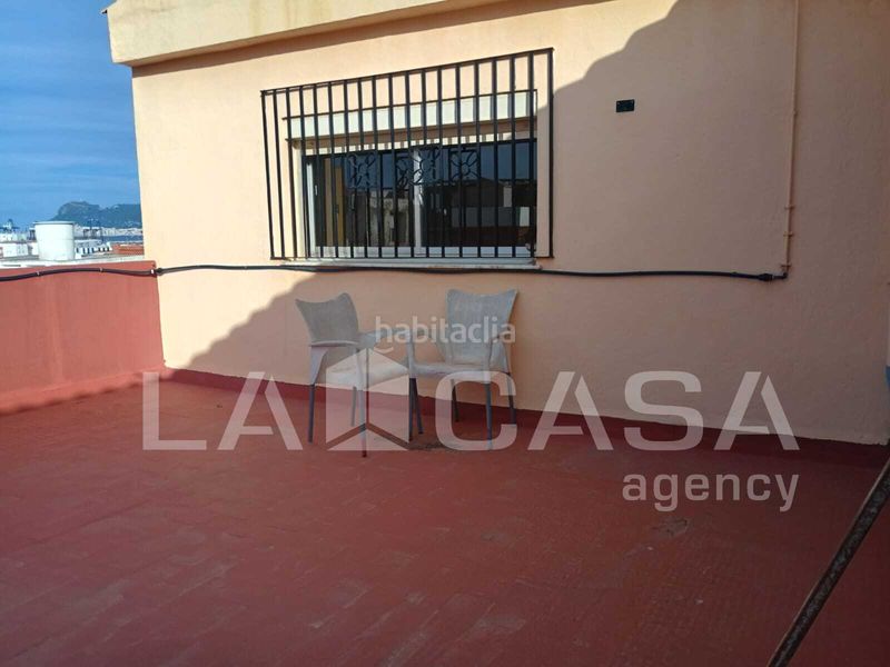 Foto 3979d4d5-d7ea-4a55-b24d-3a4983768de5. Casa amb aparcament a Pescadores - Saladillo Algeciras