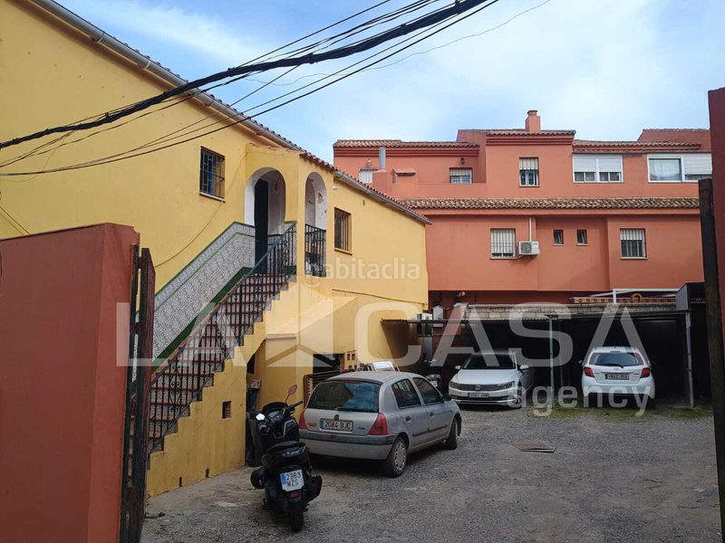 Foto e0e4e39e-d5c1-4671-a2f0-a6c7314609b9. Casa amb aparcament a Pescadores - Saladillo Algeciras