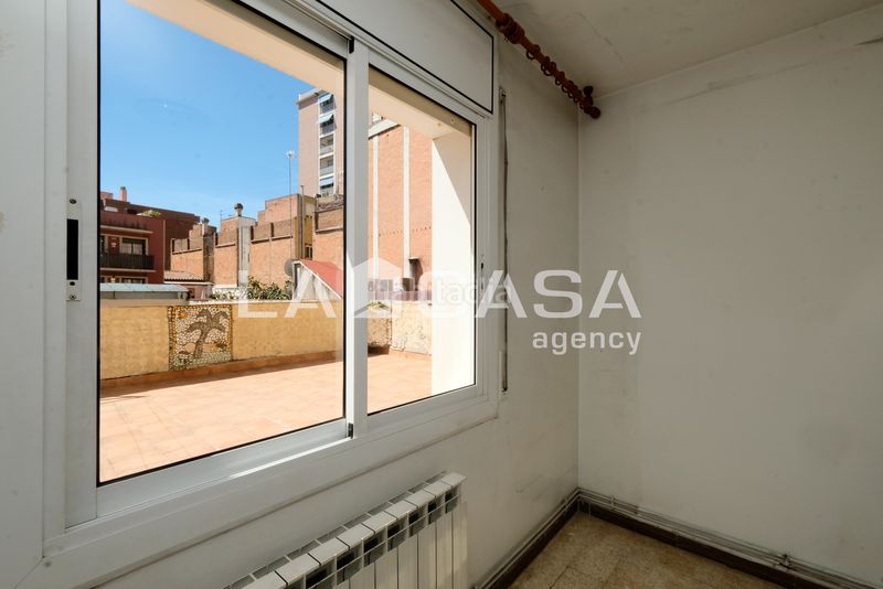 Foto 13cafcee-345c-49b7-a986-e2bbd846ebe1. Pis a Vilapicina - Torre Llobeta Barcelona