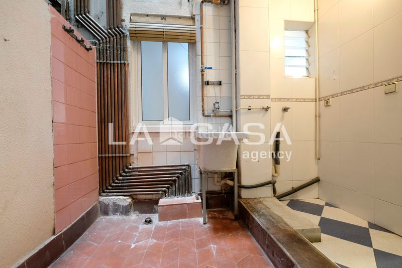 Foto 2425f874-afa3-4644-97df-82a5320f3ee7. Pis a Vilapicina - Torre Llobeta Barcelona