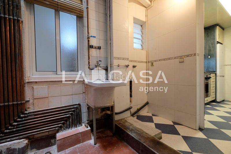 Foto 5e45127e-be8c-42eb-9219-33879a3156aa. Pis a Vilapicina - Torre Llobeta Barcelona