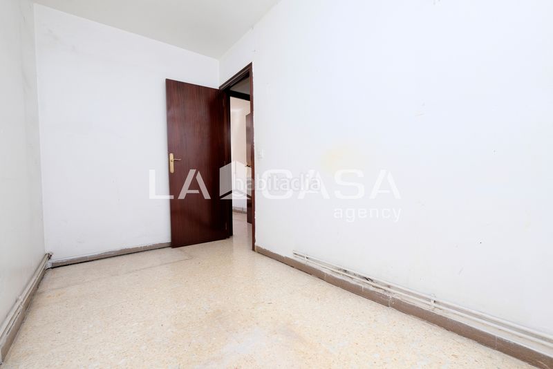 Foto 7c0ff4fc-fbab-4681-b201-2d25c088676b. Pis a Vilapicina - Torre Llobeta Barcelona