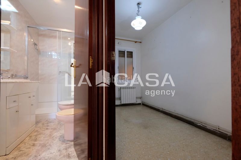 Foto fe2ec21f-6a2c-4d8e-b134-183de6c9d78f. Pis a Vilapicina - Torre Llobeta Barcelona