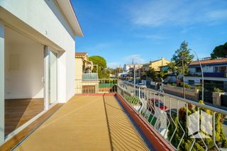 Appartamento  Carrer 3. Piso totalmente a estrenar