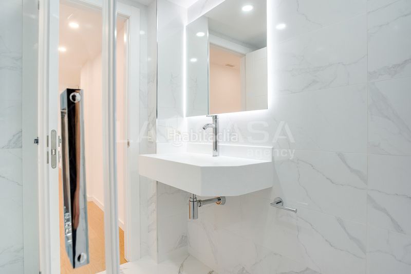 Foto 43de5b6b-9de9-49db-87f6-f92bef1c08bf. Pis amb calefacció a Sant Martí de Provençals Barcelona