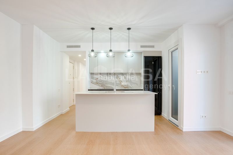 Foto f9045ff7-594f-4db2-8f3c-f4479dede8c5. Pis amb calefacció a Sant Martí de Provençals Barcelona