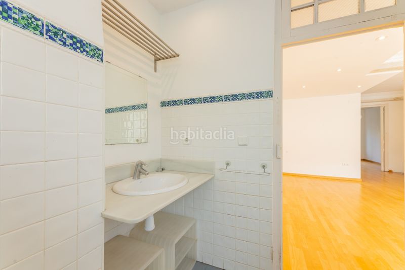 Foto eb6d3e43-eb7d-4735-b5bf-0645cdfd28c3. Pis a La Petxina Valencia