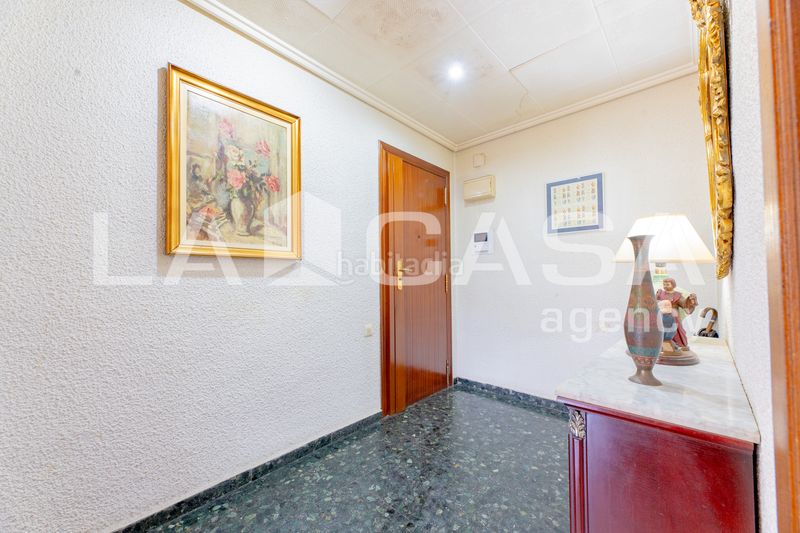 Foto a0ad9e5b-1085-4dcf-a73e-bb2bc4be505c. Pis amb aparcament a La Carrasca Valencia