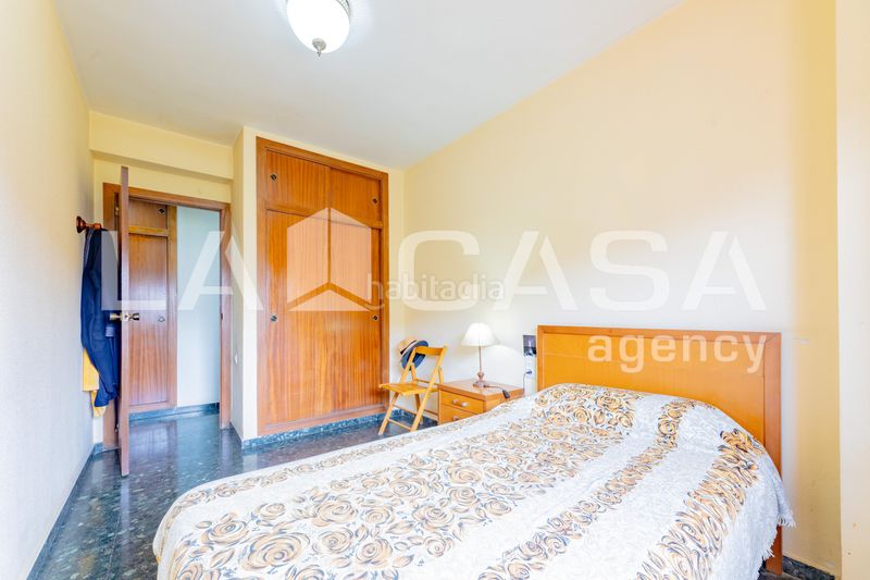 Foto a858732f-c28b-4ae7-b544-56bc37ec81f7. Pis amb aparcament a La Carrasca Valencia