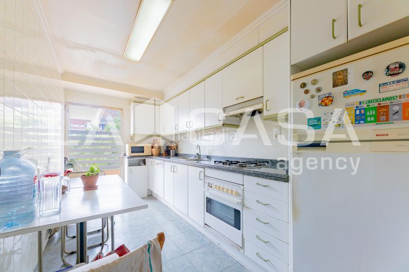 Foto fe673a78-f4a8-4bb9-8868-dc4bcdcfe1fa. Pis amb aparcament a La Carrasca Valencia