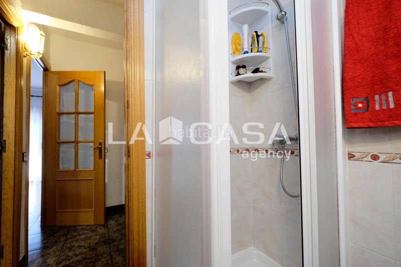 Foto 8fbb125a-5571-4c3f-9138-b6c4e99bbea6. Pis a Porta Barcelona