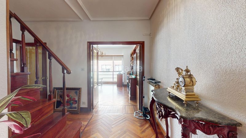 Foto 7a87d8c8-e77d-4307-b6f0-47d9a049cc9a. Dúplex amb calefacció a Centro Barakaldo