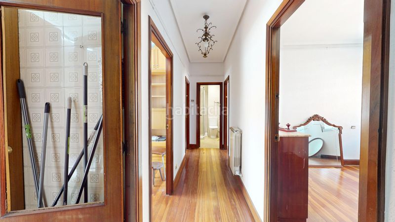 Foto b34f3181-9b1f-4c2c-b5ff-15e204ad6a54. Dúplex amb calefacció a Centro Barakaldo