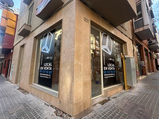 Local Comercial  Carrer de las navas de tolosa. Local ideal esquinero