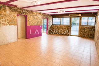 Local Comercial  Carrer de llevant. Local en venta en la mina