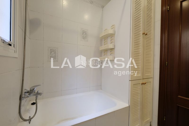 Foto 5d9a9e0f-77a7-4206-84fc-6b4c2a7de2d6. Pis amb calefacció a Vilapicina - Torre Llobeta Barcelona