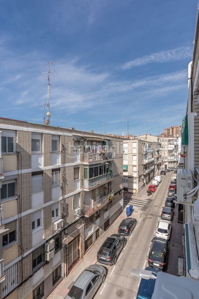 Foto a64a5cfe-ead8-4d2d-9cb4-6d1c8b641943. Piso en Vista Alegre Madrid