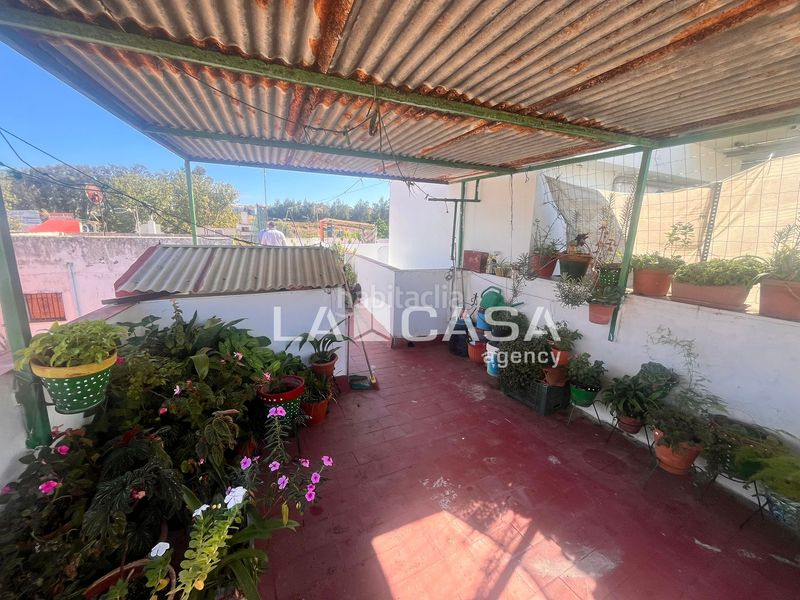 Foto 21d8bb23-6462-433d-8055-b55c54685fc3. Casa amb aparcament a Pescadores - Saladillo Algeciras