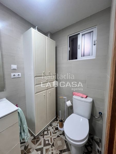 Foto 4438cc9b-86a3-4d73-acc5-e2b14c22e1fb. Casa amb aparcament a Pescadores - Saladillo Algeciras
