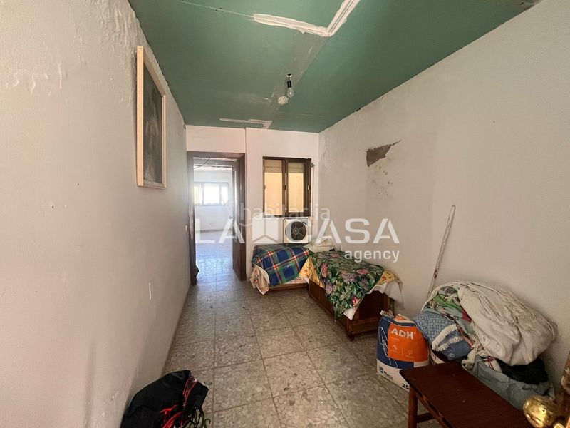 Foto 4fb9acb4-4505-4fcf-a96b-3a222f66ac7c. Casa amb aparcament a Pescadores - Saladillo Algeciras