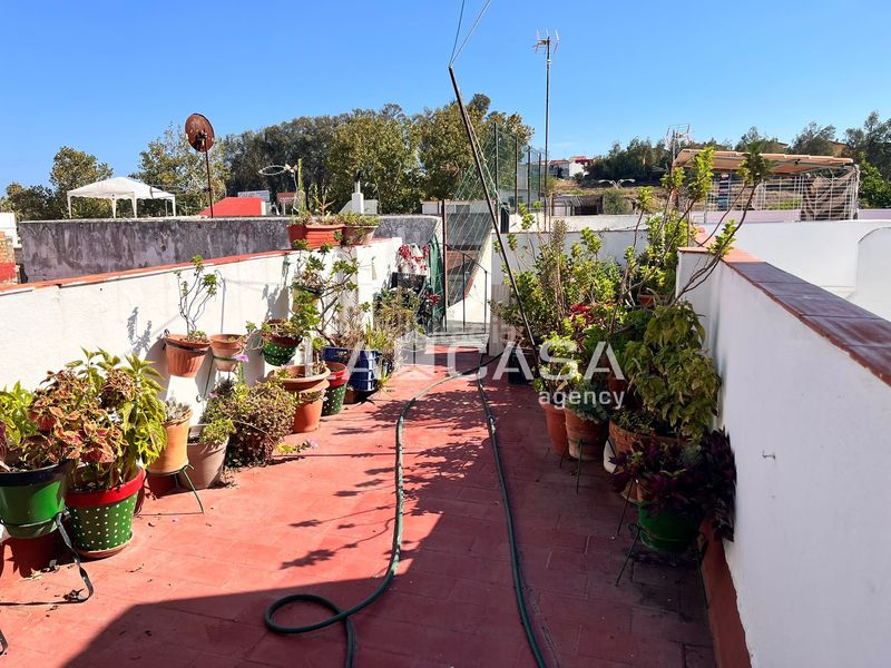 Foto 9d991e63-a276-42cb-afb6-3e366ab67ac5. Casa amb aparcament a Pescadores - Saladillo Algeciras