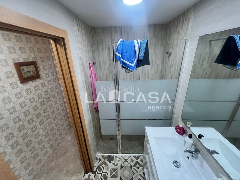 Foto a7b97fb7-13d0-476f-a159-82004bed12a6. Casa amb aparcament a Pescadores - Saladillo Algeciras