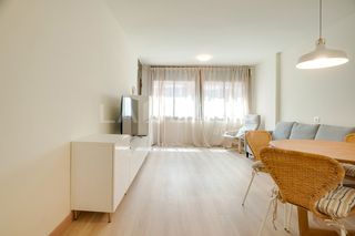 Pis  Carrer del concili de trento. Piso en venta en la verneda i la pau