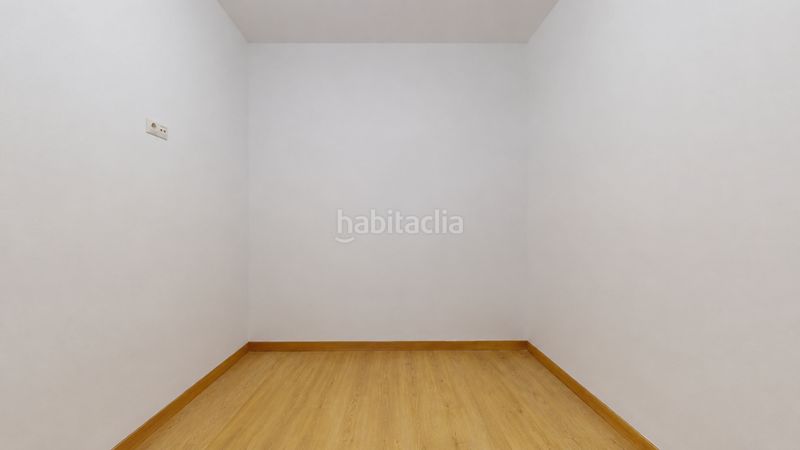 Foto 0c41058d-0db7-405c-b1f3-e6b5fe31b8b3. Planta baixa amb calefacció a Solokoetxe Bilbao