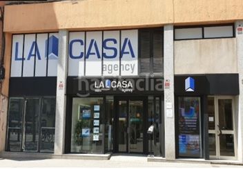 Foto 9018bc46-08f6-42fe-8658-8e91787b6759. Pis a El Camp de l´Arpa del Clot Barcelona