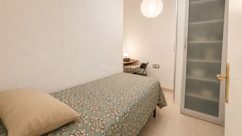 Foto ee32ad0e-2bfc-4097-bb02-8a9319b410cf. Pis a El Camp de l´Arpa del Clot Barcelona