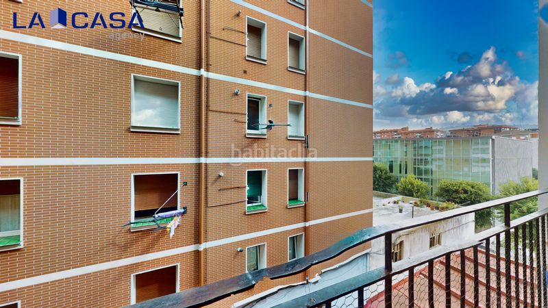Foto e6d71746-dabe-49fd-926c-a2d17efd1d51. Pis a Ibarrekolanda Bilbao