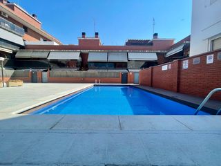 Duplex  Carrer del general weyler. Magnifico duplex en carrer general weyler, barcelona
