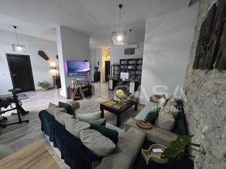 Haus  Calle gonzález de la vega. Excelente casa en zona semicentro de la linea de concepcion