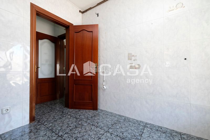Foto a0c6ba9a-a8d8-44e3-838a-150df97018ea. Pis amb calefacció a Porta Barcelona