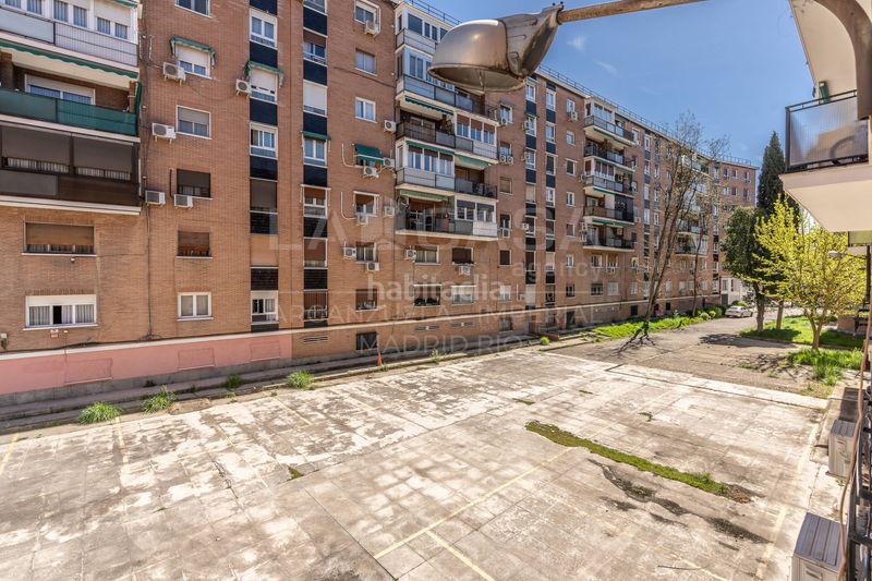 Foto 140c26f6-9b78-4c98-8aef-7d27ac865591. Pis amb calefacció a Imperial Madrid