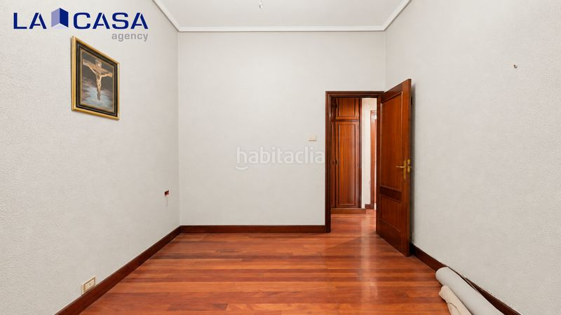Foto 7b188815-30c1-4843-a8e7-6b554a03bfea. Pis amb calefacció a Barrio de Uribarri Bilbao