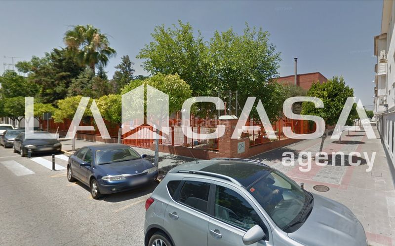 Foto dd80cade-6d0e-4714-9c30-bbe292d73206. Pis a El Arenal - La Pólvora Dos Hermanas