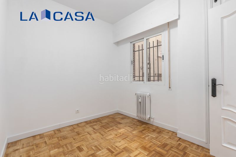 Foto b269b61d-8e97-47f2-8860-e58fef4deb6e. Pis amb calefacció aparcament a Chopera Madrid