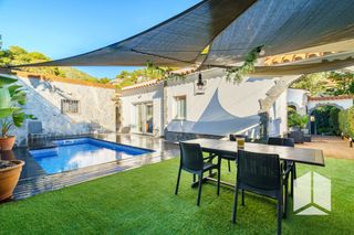 Haus  Avinguda de bellamar