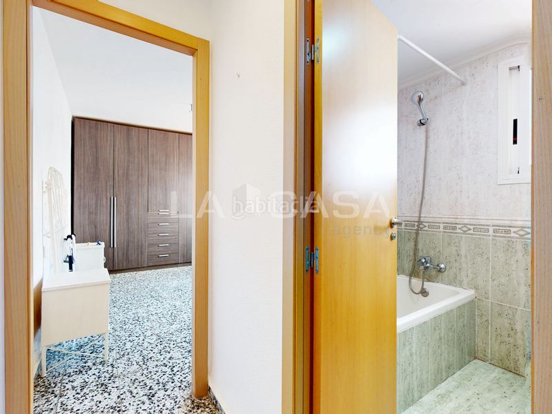 Foto f5633797-9977-429d-9d50-fbb4b4a23cbc. Pis a Aiora Valencia